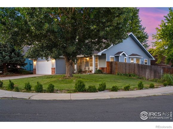 1848 Chesapeake Circle
