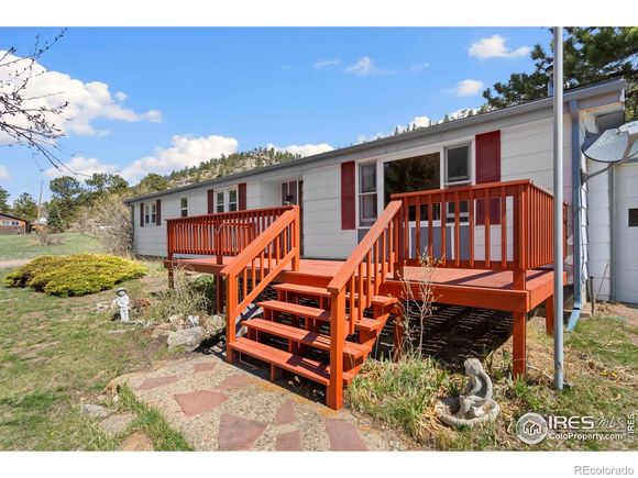 376 Meadowview Drive