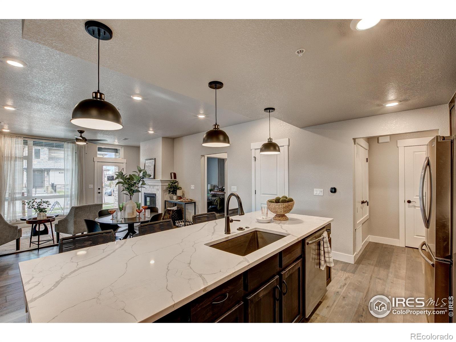 827 Schlagel St Unit 4  