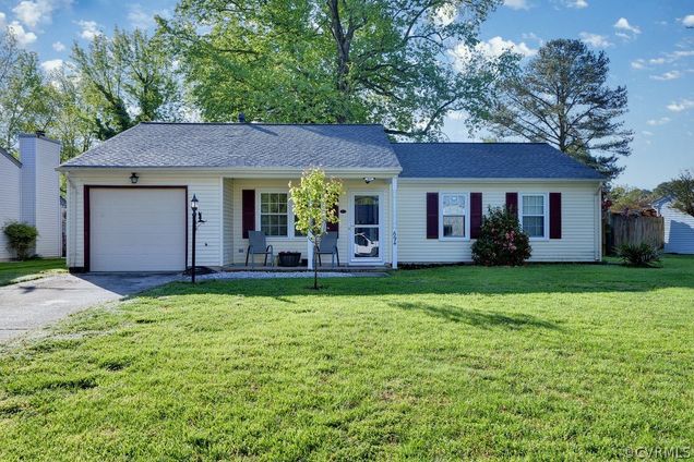 694 Carywood Lane Newport News, VA House Sold - Photo 1 of 32. Opens carousel modal