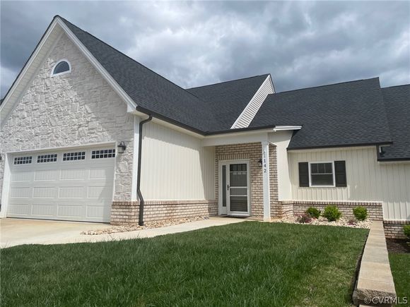 1142 Grandset Drive Forest, VA Townhouse Sold - Photo 1 of 17. Opens carousel modal