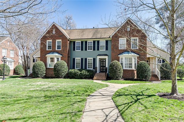 37 Hampton Commons Terrace Unit 19 Richmond, VA Condo Sold - Photo 1 of 24. Opens carousel modal