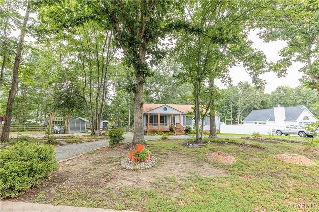 10904 Robin Spring Lane