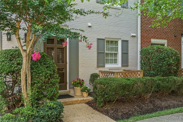 9107 Derbyshire Road Unit I