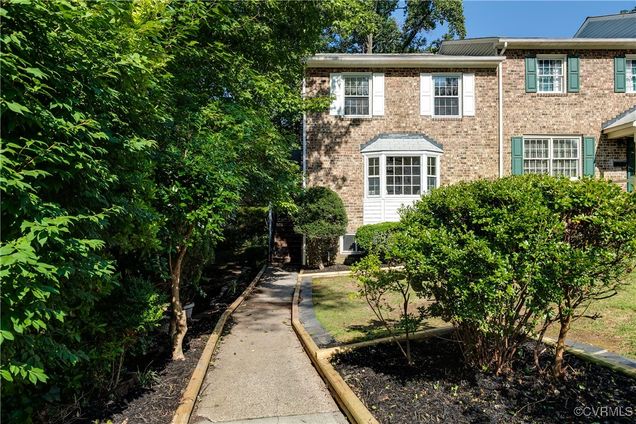 3112 S Battlebridge Drive
