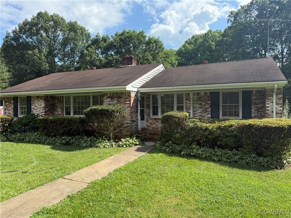 125 Settlers Way Road New Canton, VA House Active - Photo 1 of 50. Opens carousel modal