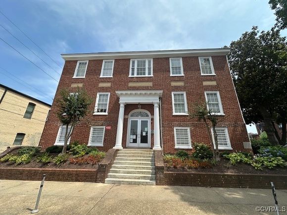 1144 W Grace Street Unit G2 Richmond, VA Apartment Active - Photo 1 of 7. Opens carousel modal