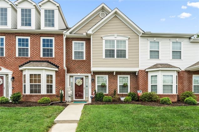 7497 Pebble Lake Drive Mechanicsville, VA Townhouse Active - Photo 1 of 33. Opens carousel modal