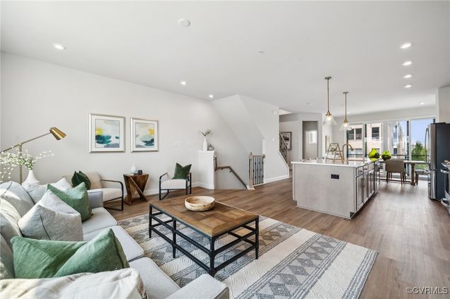 4406 Dominion Forest Circle