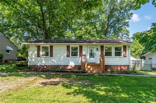 6512 Wentworth Street Chesterfield, VA House Active - Photo 1 of 18. Opens carousel modal