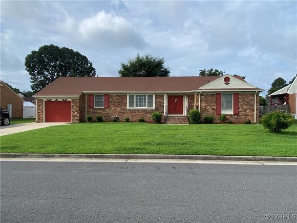 1249 Riveroaks Drive