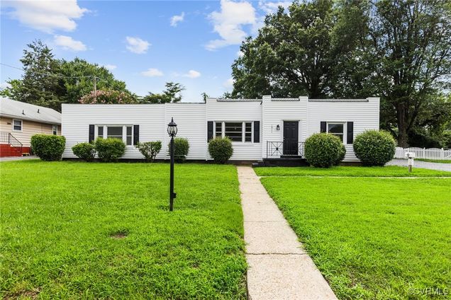 1911 N Battery Drive