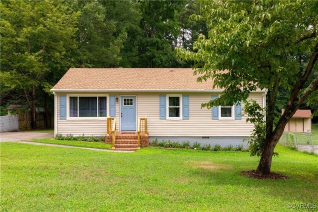 15707 Gary Avenue Chester, VA House Active - Photo 1 of 36. Opens carousel modal