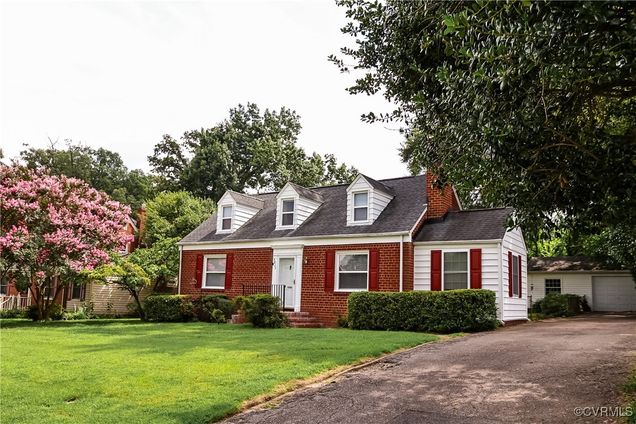 5811 Fitzhugh Avenue Richmond, VA House Active - Photo 1 of 28. Opens carousel modal