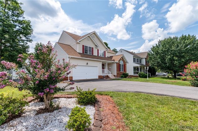 5824 Ironhorse Road North Chesterfield, VA House Active - Photo 1 of 29. Opens carousel modal