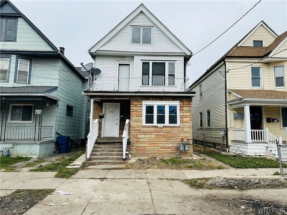 254 Doat Street Buffalo, NY Multifamily Sold - Photo 1 of 18. Opens carousel modal