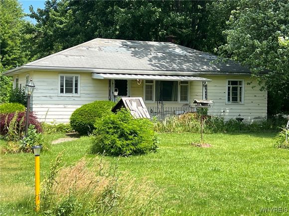 2259 Schoolhouse Road Lewiston, NY House Sold - Photo 1 of 16. Opens carousel modal