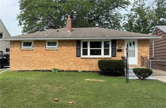 84 Rockland Road Tonawanda, NY House Active - Photo 1 of 22. Opens carousel modal