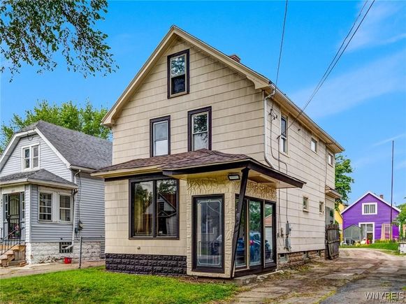 597 Norfolk Avenue Buffalo, NY House Active - Photo 1 of 39. Opens carousel modal