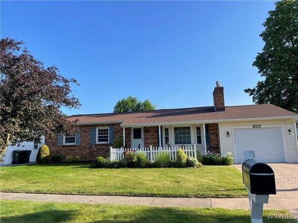 498 Fairmont Avenue North Tonawanda, NY House Active - Photo 1 of 13. Opens carousel modal