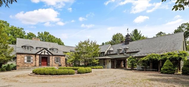 192 Knickerbocker Road Pittsford, NY House Sold - Photo 1 of 47. Opens carousel modal