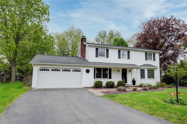 4 Dunham Circle Perinton, NY House Sold - Photo 1 of 43. Opens carousel modal