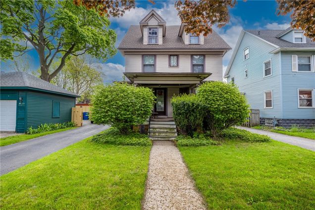 22 Normandy Avenue