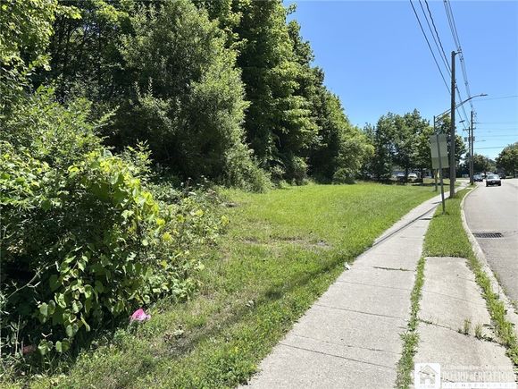 Foote Avenue Jamestown, NY Plot of land Active - Photo 1 of 11. Opens carousel modal