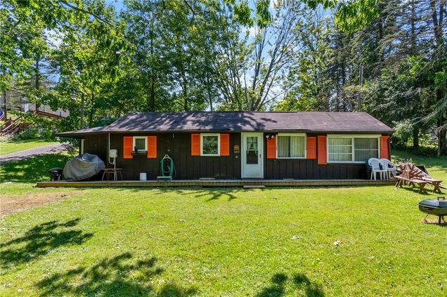 7674 Cardinal Road Wolcott, NY House Active - Photo 1 of 29. Opens carousel modal