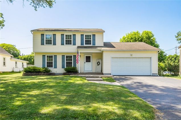 7 Erie Drive