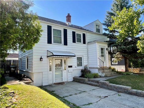 267 Midland Avenue Tonawanda, NY House Active - Photo 1 of 26. Opens carousel modal