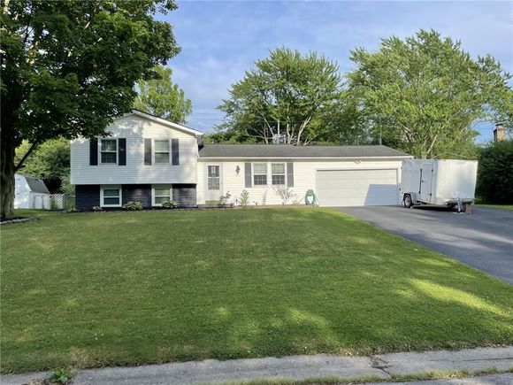271 Blackwell Lane Henrietta, NY House Active - Photo 1 of 19. Opens carousel modal