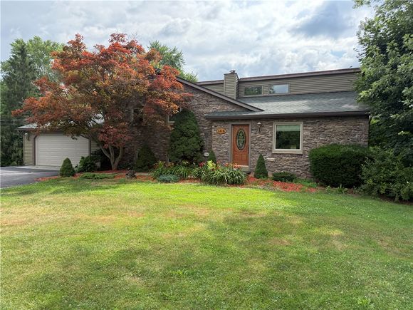 1216 Attridge Road