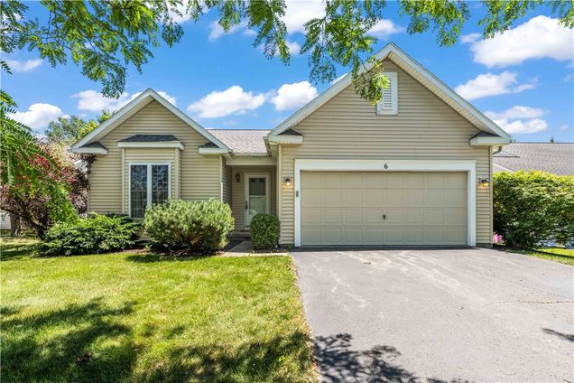 6 Hunt Hollow