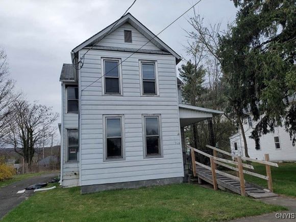 715 Junction Street