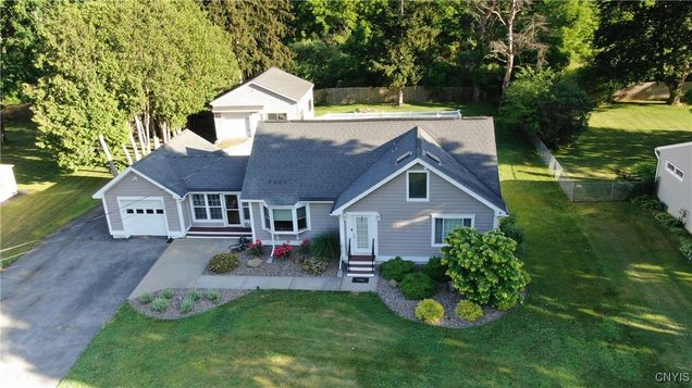 5937 Lakeshore Road