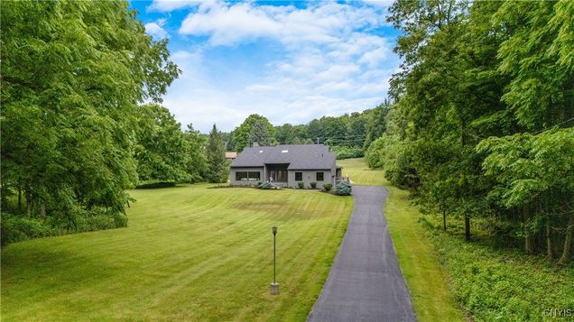 6925 Woodchuck Hill Road