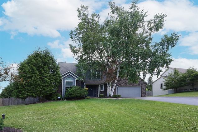 4644 Bloomsbury Drive