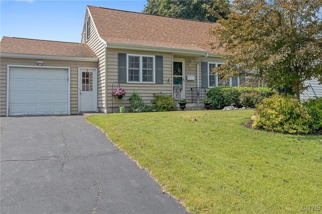 208 Lynnhaven Drive Clay, NY House Active - Photo 1 of 41. Opens carousel modal