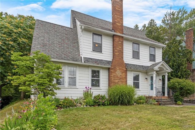 304 Jamesville Road DeWitt, NY House Active - Photo 1 of 29. Opens carousel modal
