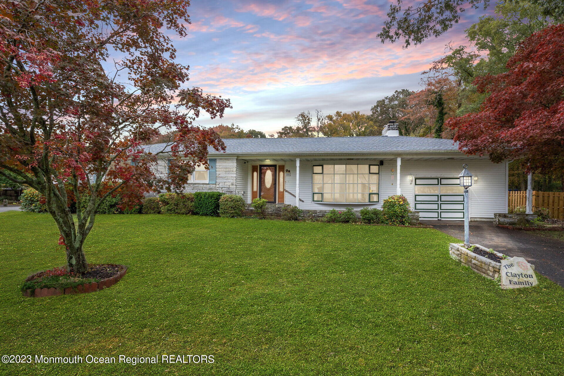 200 W BARNEGAT AVE  