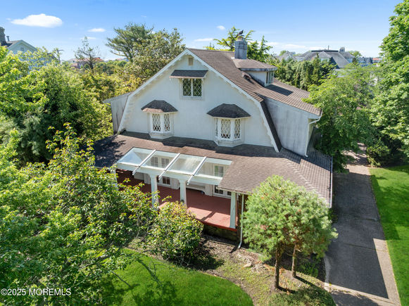 48 Hathaway Avenue