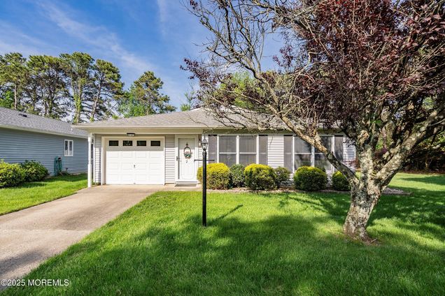 2 Ashford Drive