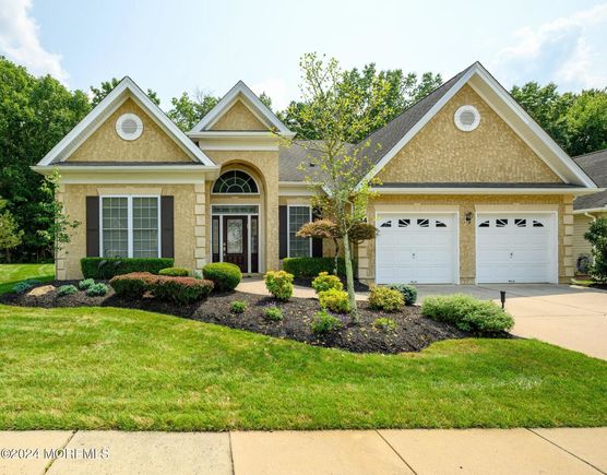 14 Caufield Court Freehold, NJ House Active - Photo 1 of 28. Opens carousel modal