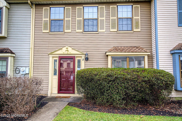 17 Tynemouth Court Robbinsville, NJ Townhouse Active - Photo 1 of 25. Opens carousel modal