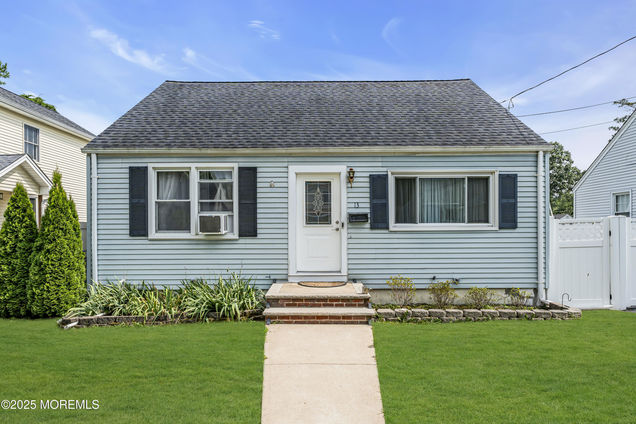 13 Dorothy Street