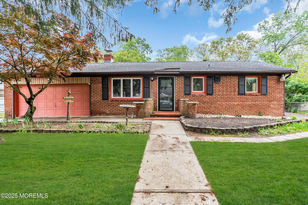 215 Sunset Lane