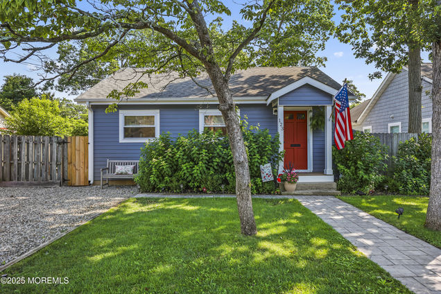 123 Cedarhurst Road