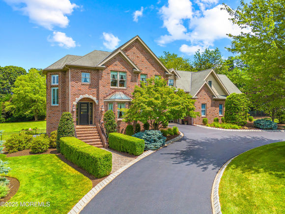 8 Pittenger Court