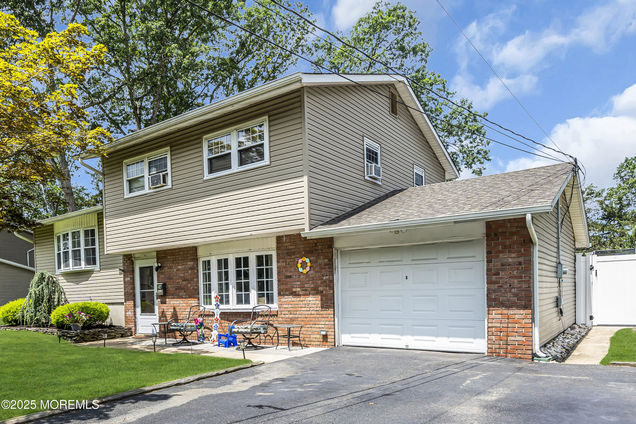 24 Princeton Drive